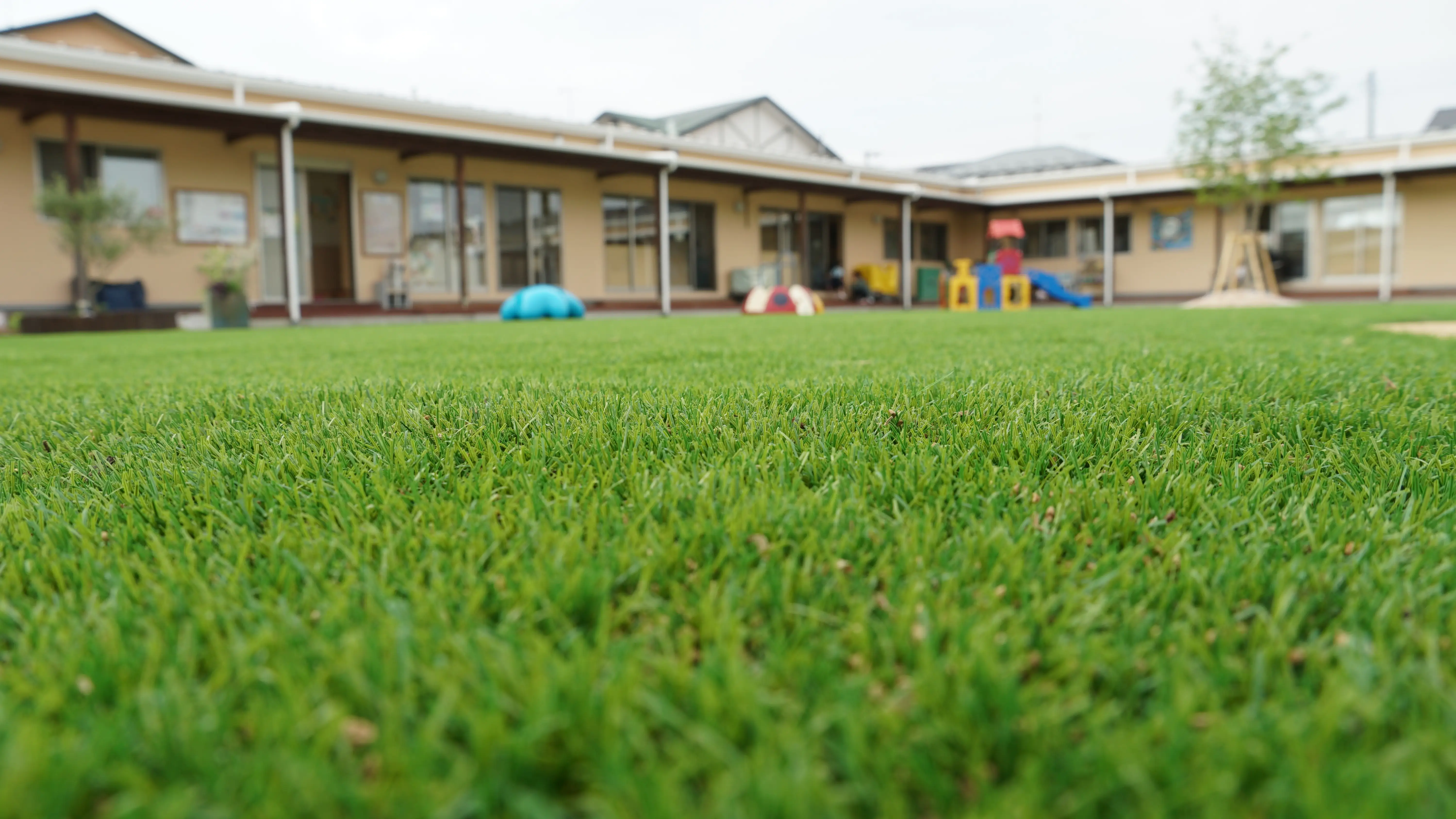 ファーストビューの画像１枚目